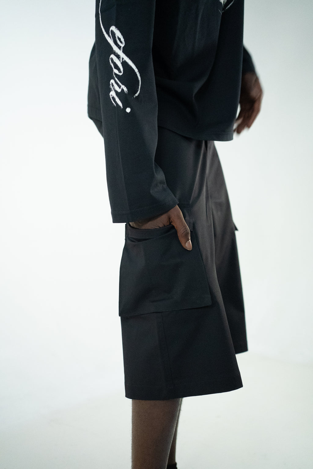 PANTALONCINI CARGO NERO