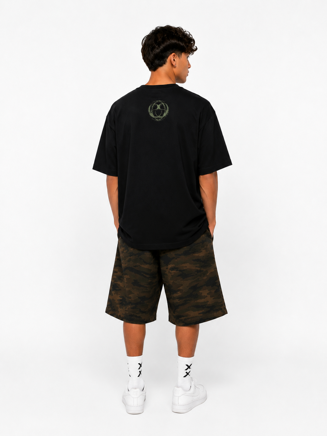 T-SHIRT OVER BLACK