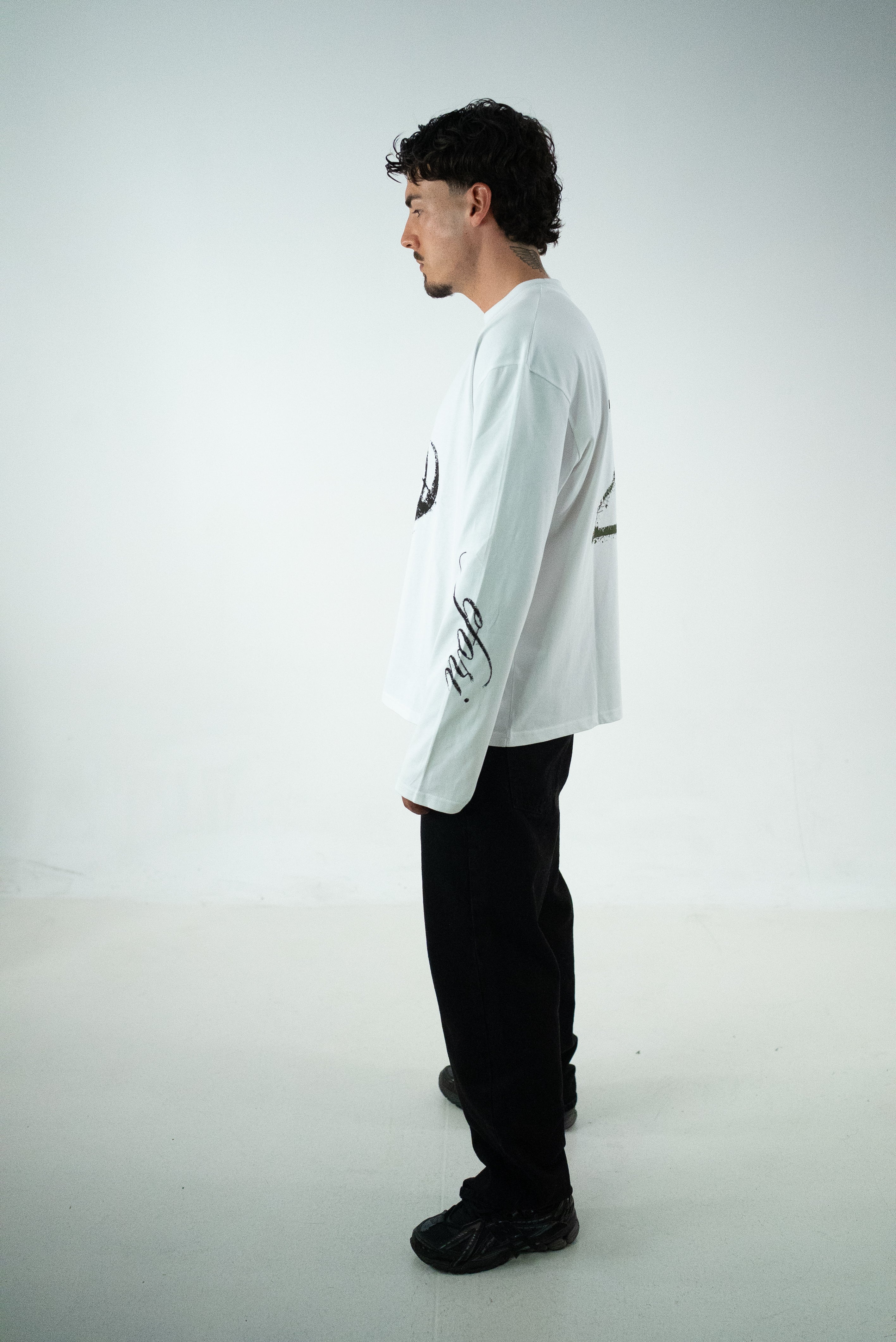 T-SHIRT OVERSIZE A MANICHE LUNGHE BIANCA