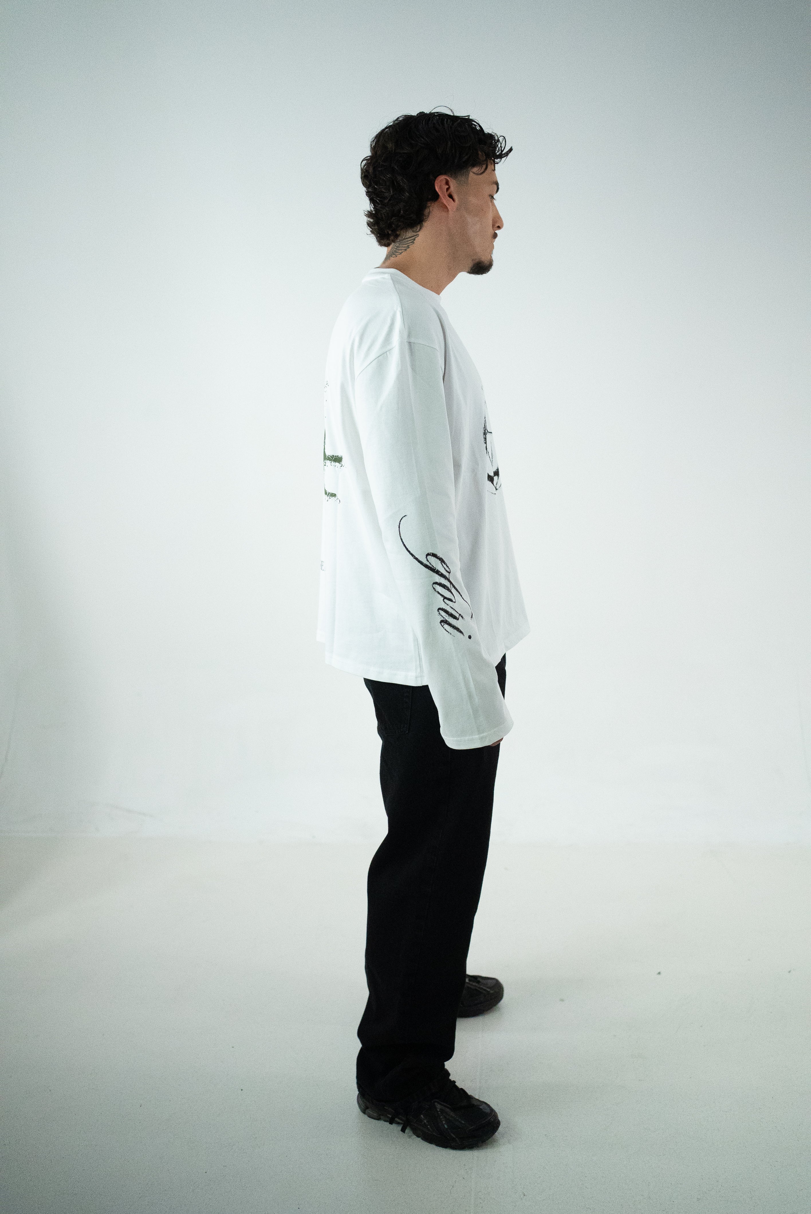 T-SHIRT OVERSIZE A MANICHE LUNGHE BIANCA