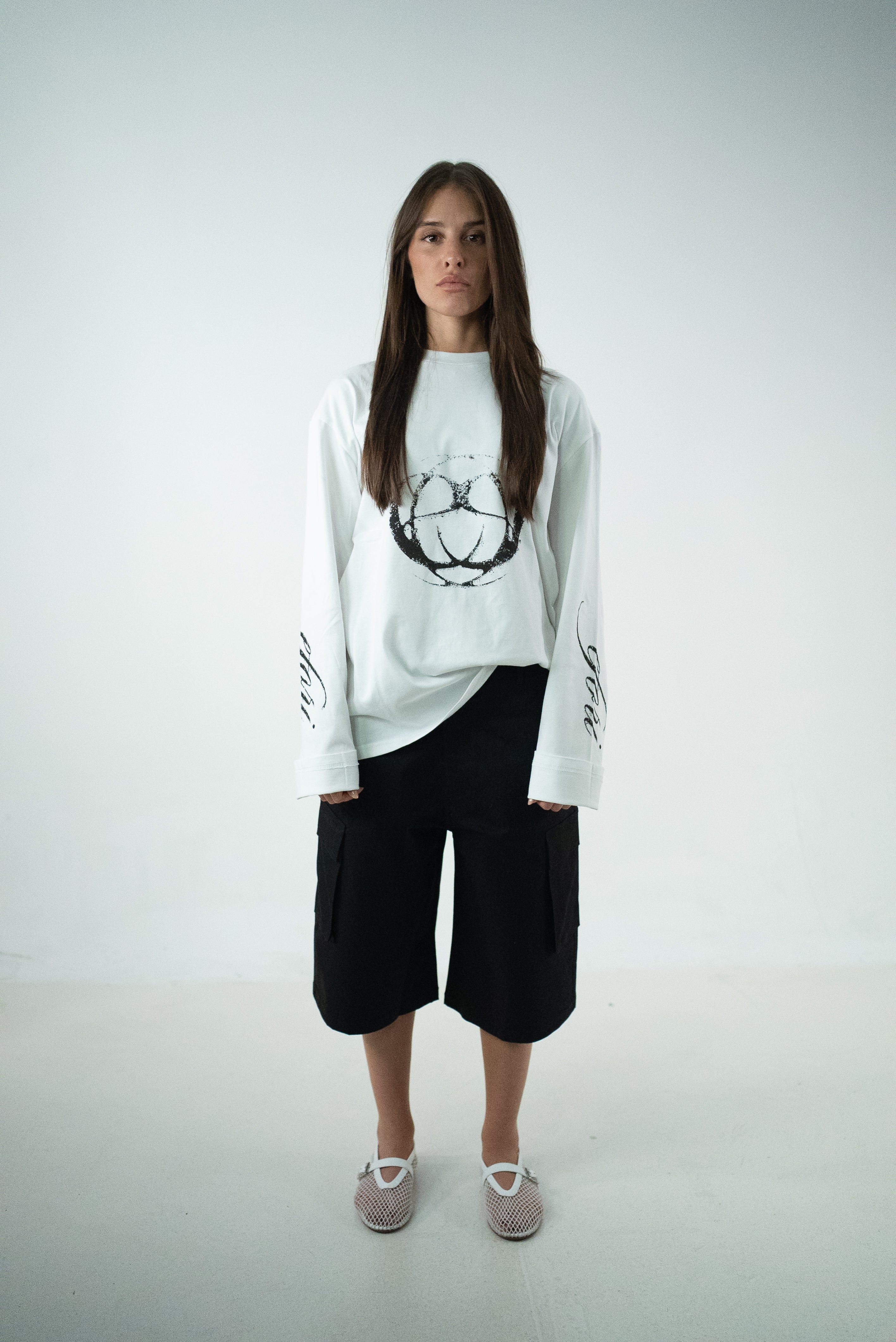 T-SHIRT OVERSIZE A MANICHE LUNGHE BIANCA